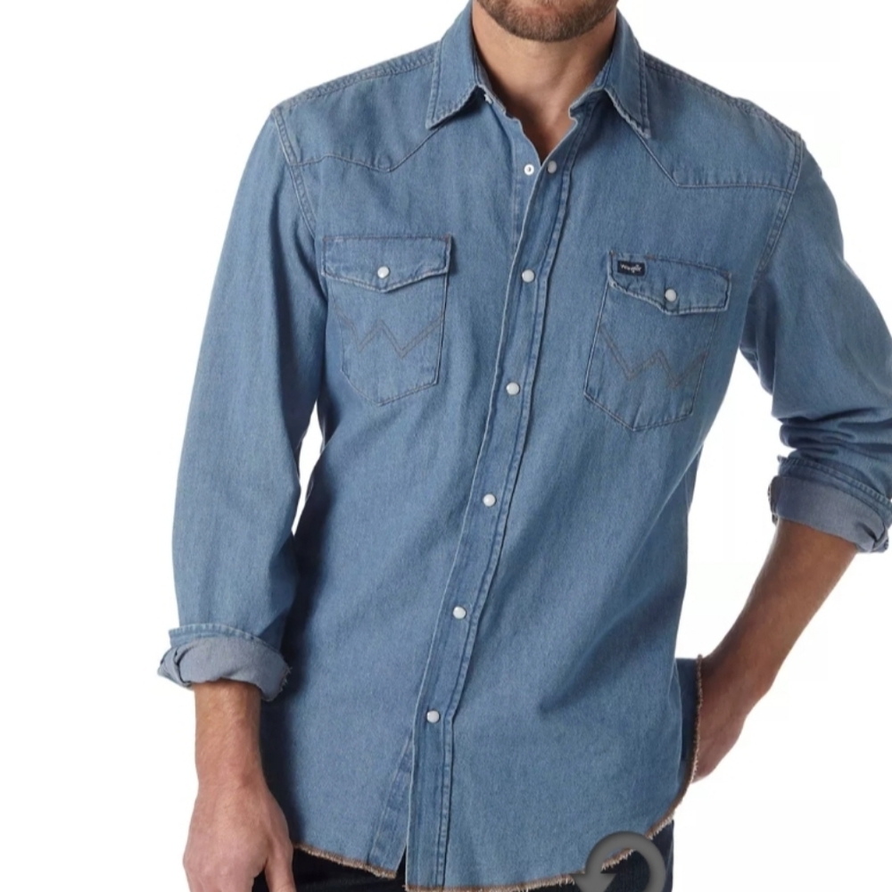 Wrangler Light Blue Casual Button Down Shirt